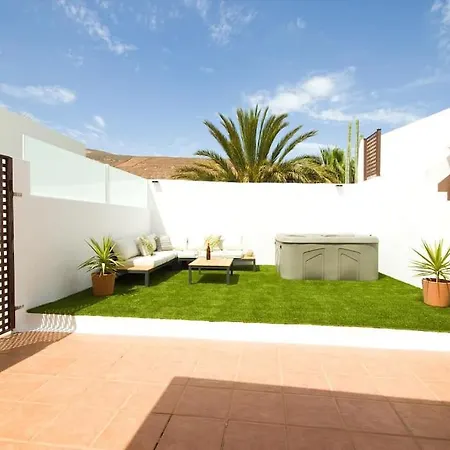 Casa Artevista - By Az Tabayesco