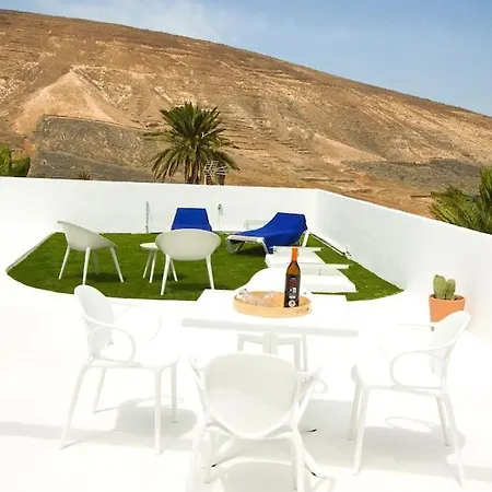 Casa Artevista - By Az