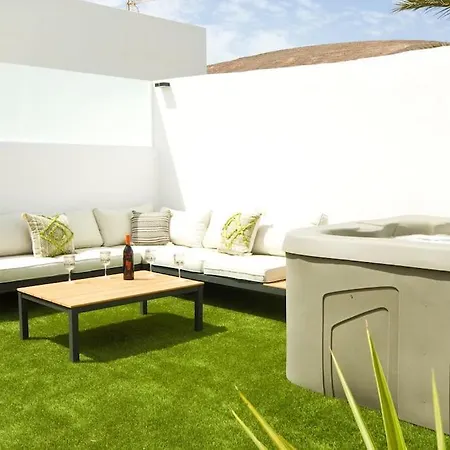 Casa Artevista - By Az Villa Tabayesco
