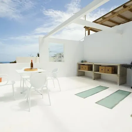 Casa Artevista - By Az Tabayesco