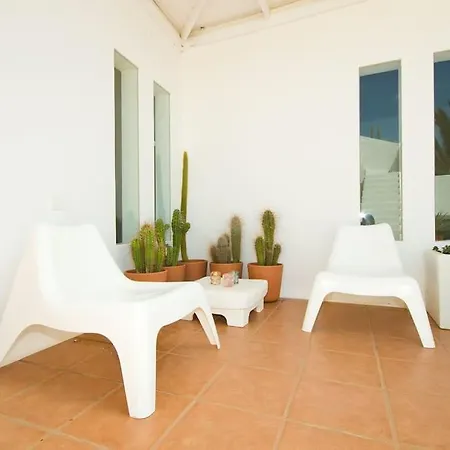 Villa Casa Artevista - By Az *